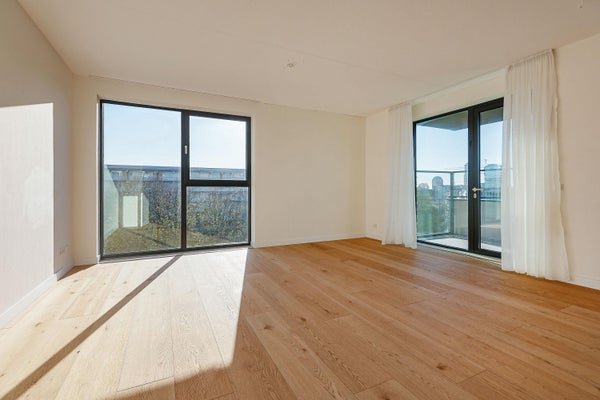For rent: Flat Bijlmerplein 858 H 11 in Amsterdam