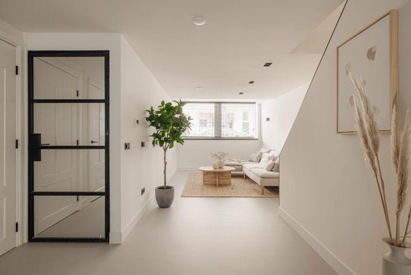 For rent: Flat Van Oldenbarneveldtstraat in Amsterdam