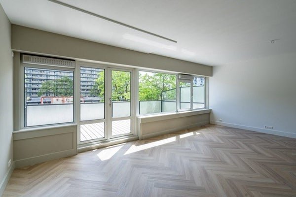 For rent: Flat Kruiskade 119 G in Rotterdam