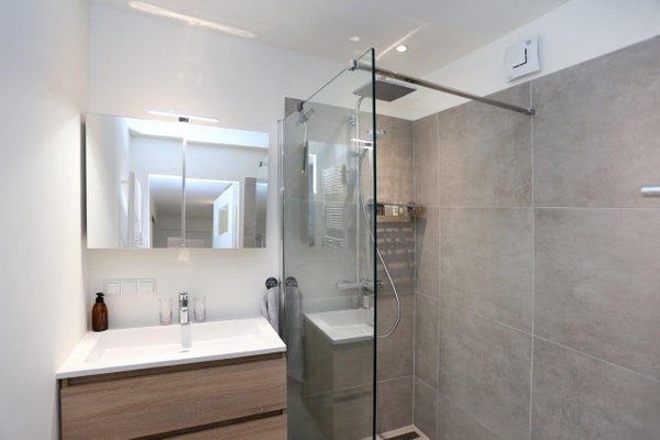 For rent: Flat Van Alkemadelaan in Den Haag