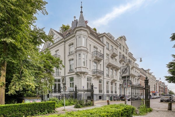 For rent: Flat Pieter Cornelisz. Hooftstraat 206 in Amsterdam