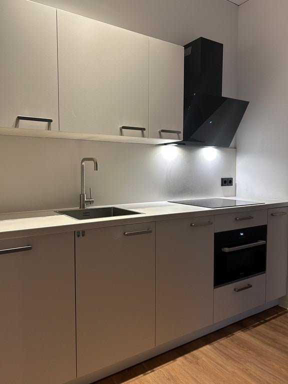 For rent: Flat 1e Middellandstraat 70 B in Rotterdam