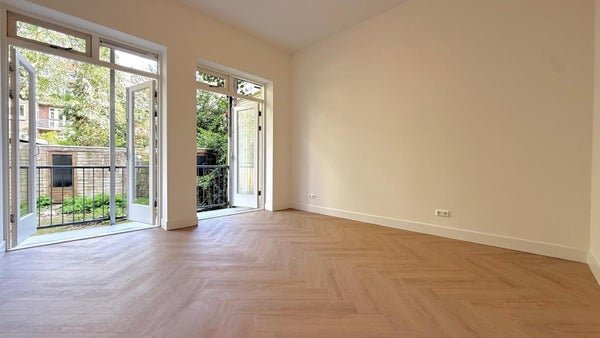 For rent: Flat Linnaeushof in Amsterdam
