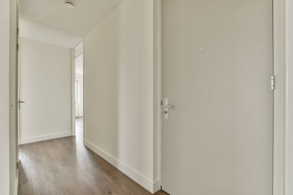 For rent: Flat Waldorpstraat 568 C in Den Haag