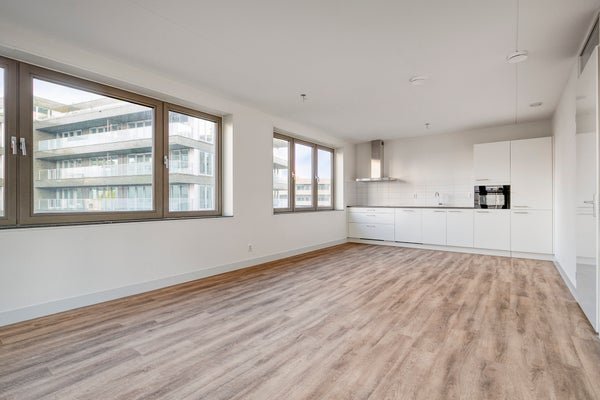 For rent: Flat Elzenhagensingel 164 in Amsterdam