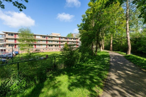For rent: Flat Valkreek in Rotterdam
