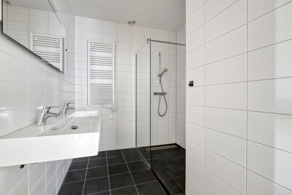 For rent: Flat Elzenhagensingel 132 in Amsterdam