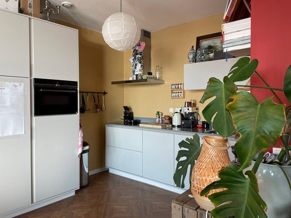 For rent: Flat Maashavenweg in Rotterdam