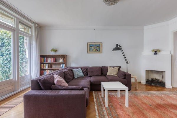 For rent: Flat Van der Aastraat 102 in Den Haag