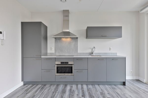 For rent: Flat 1e Lulofsdwarsstraat 10 D in Den Haag