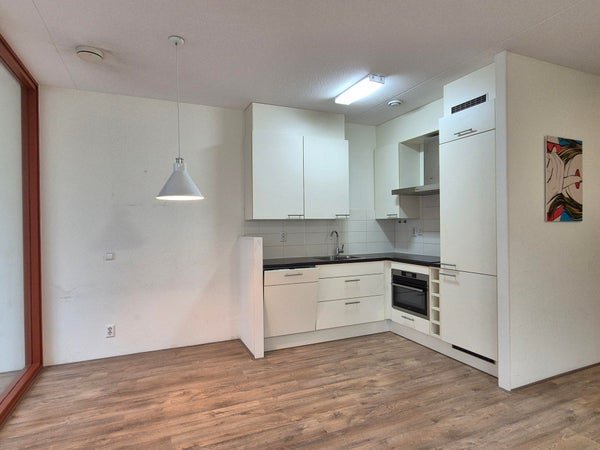 For rent: Flat Koningslaan in Rotterdam