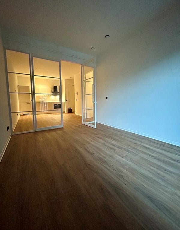 For rent: Flat 1e Middellandstraat 70 B in Rotterdam