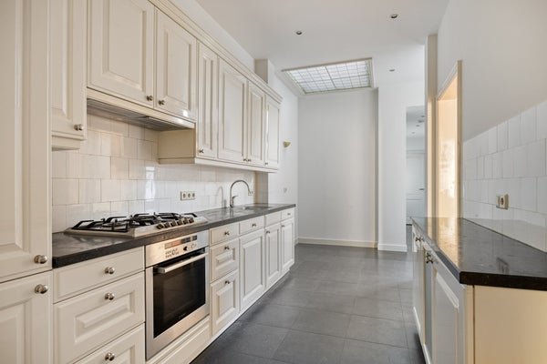 For rent: Flat Batjanstraat 6 in Den Haag