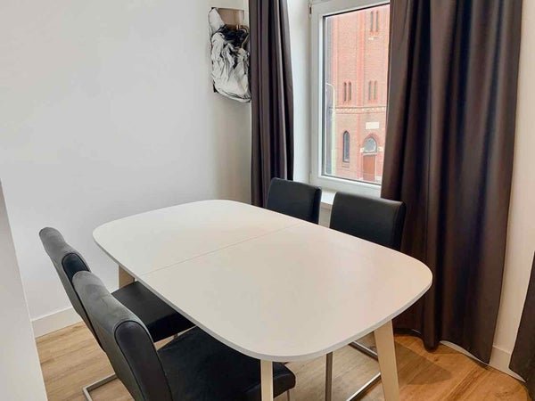 For rent: Flat Beeklaan in Den Haag