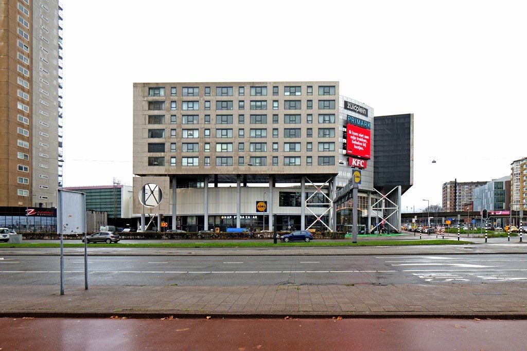For rent: Flat Zuidplein 566 in Rotterdam
