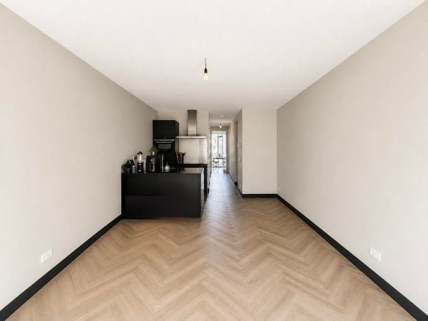 For rent: Flat Schiedamsesingel in Rotterdam