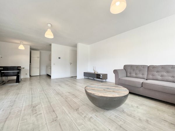For rent: Flat Jan van Duivenvoordestraat in Amsterdam