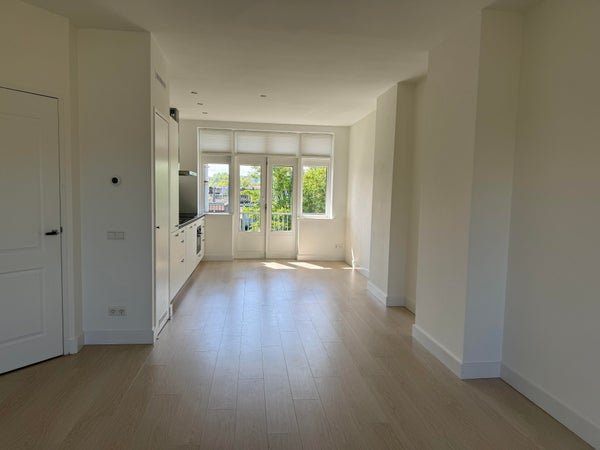 For rent: Flat Stadionweg 247 4 in Amsterdam