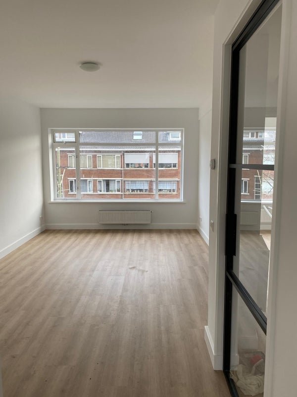 For rent: Flat Maasstraat in Amsterdam