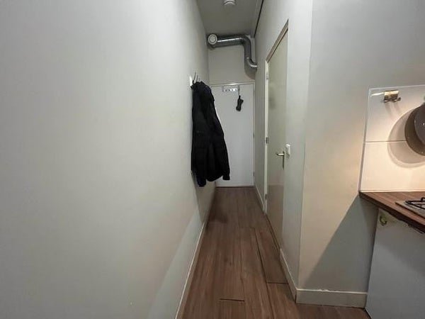 For rent: Studio Regentesselaan in Den Haag