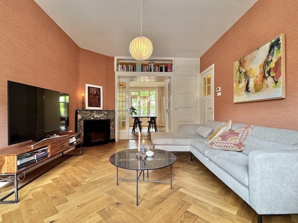 Paramaribostraat 154-1