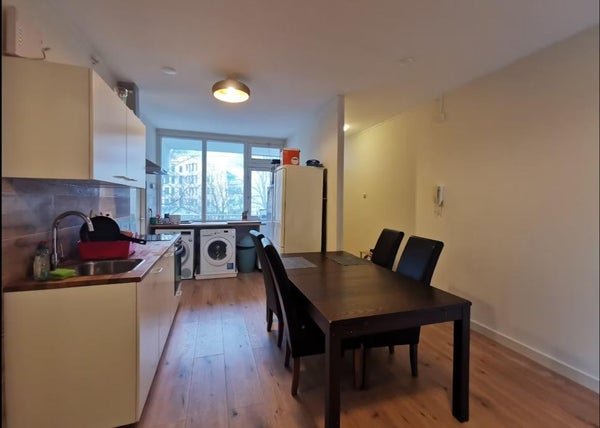 For rent: Studio Schiedamse Vest in Rotterdam