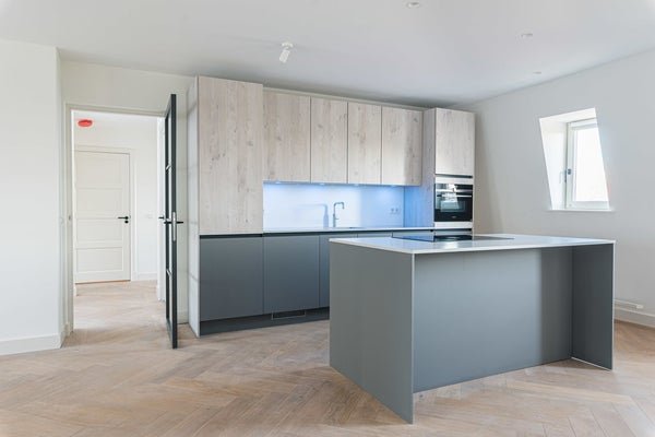 For rent: Flat Van Baerlestraat 92 F in Amsterdam