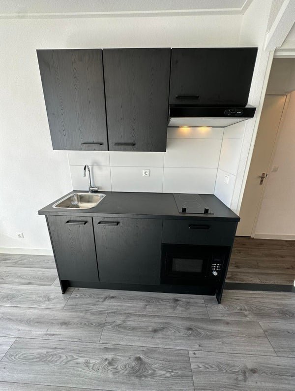 For rent: Studio Nicolaas Maesstraat in Enschede