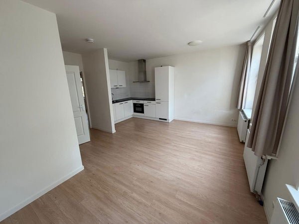 For rent: Flat Hudsonstraat 134 hs in Amsterdam