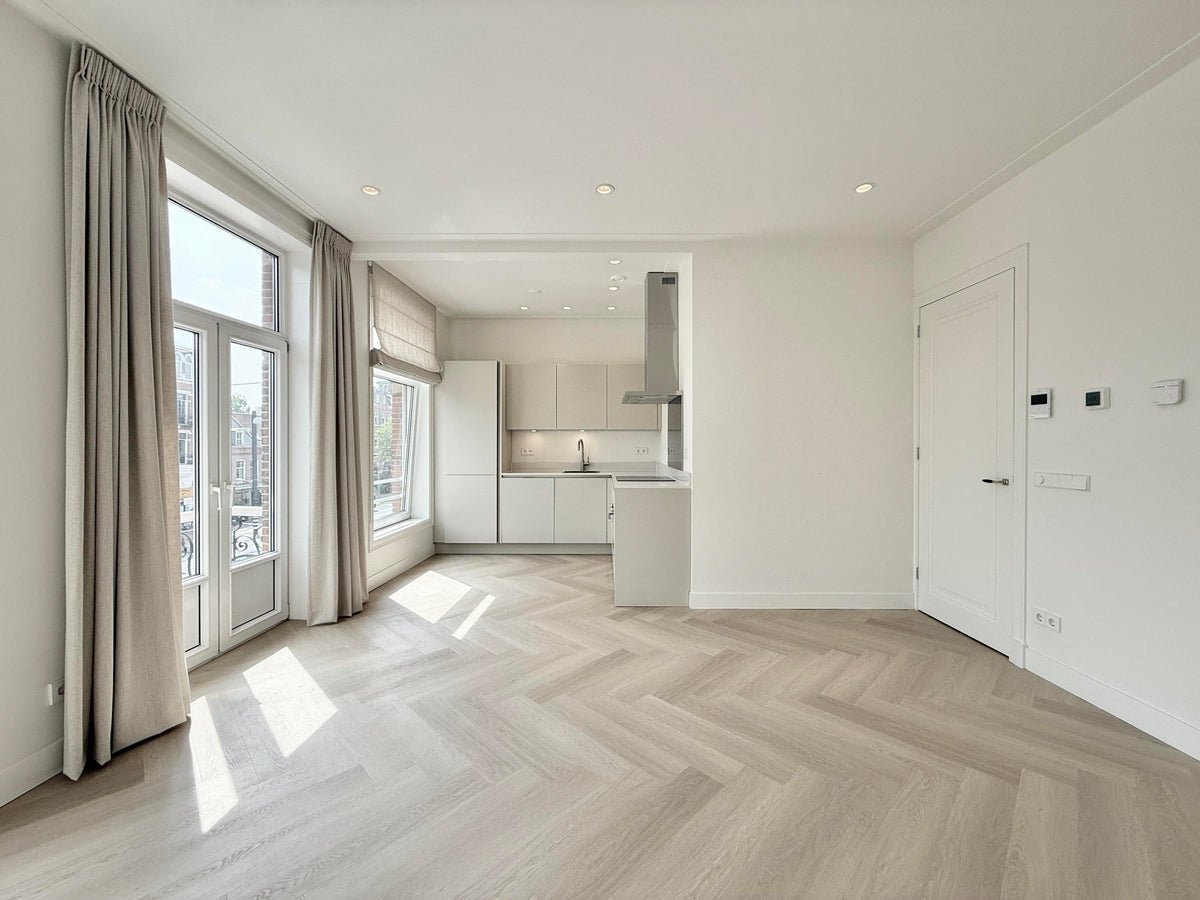For rent: Flat Overtoom in Amsterdam