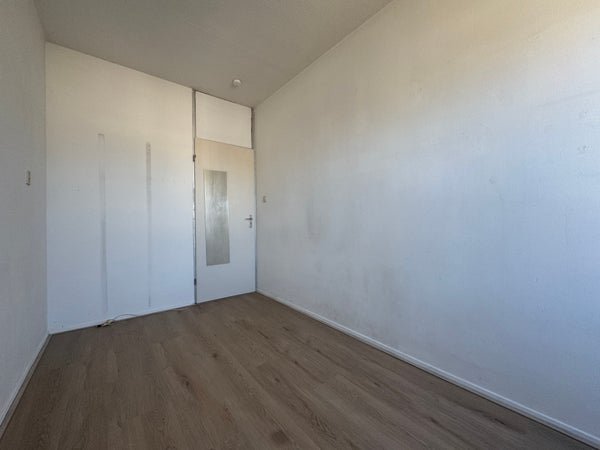 For rent: House Jan van den Domstraat in Breda