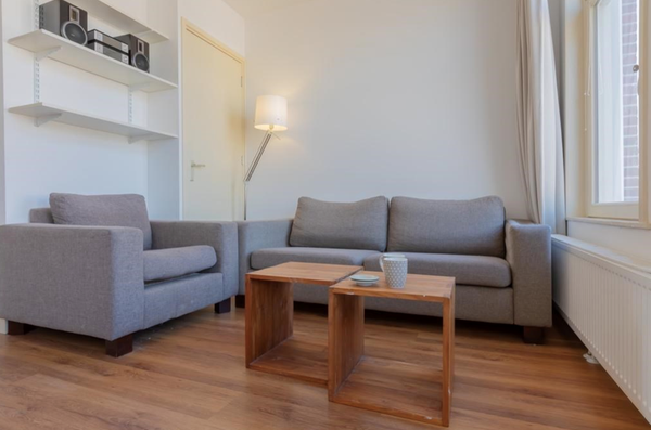For rent: Flat Van Ostadestraat in Amsterdam