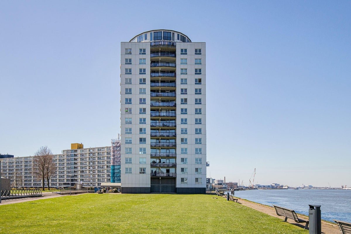 For rent: Flat Sint-Janshaven in Rotterdam