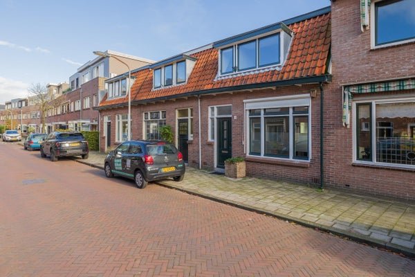 For rent: House Van ‘t Hoffstraat 18 in Haarlem