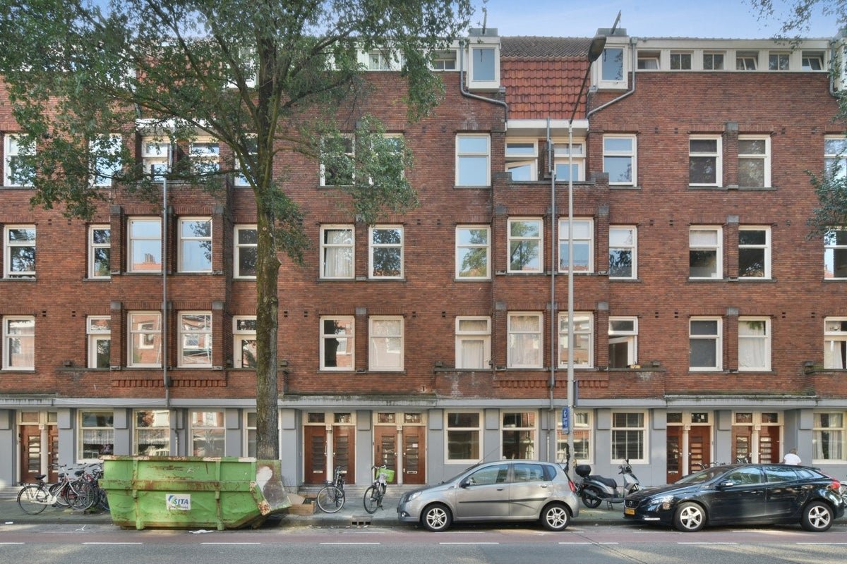 For rent: Flat Haarlemmermeerstraat 137 1 in Amsterdam