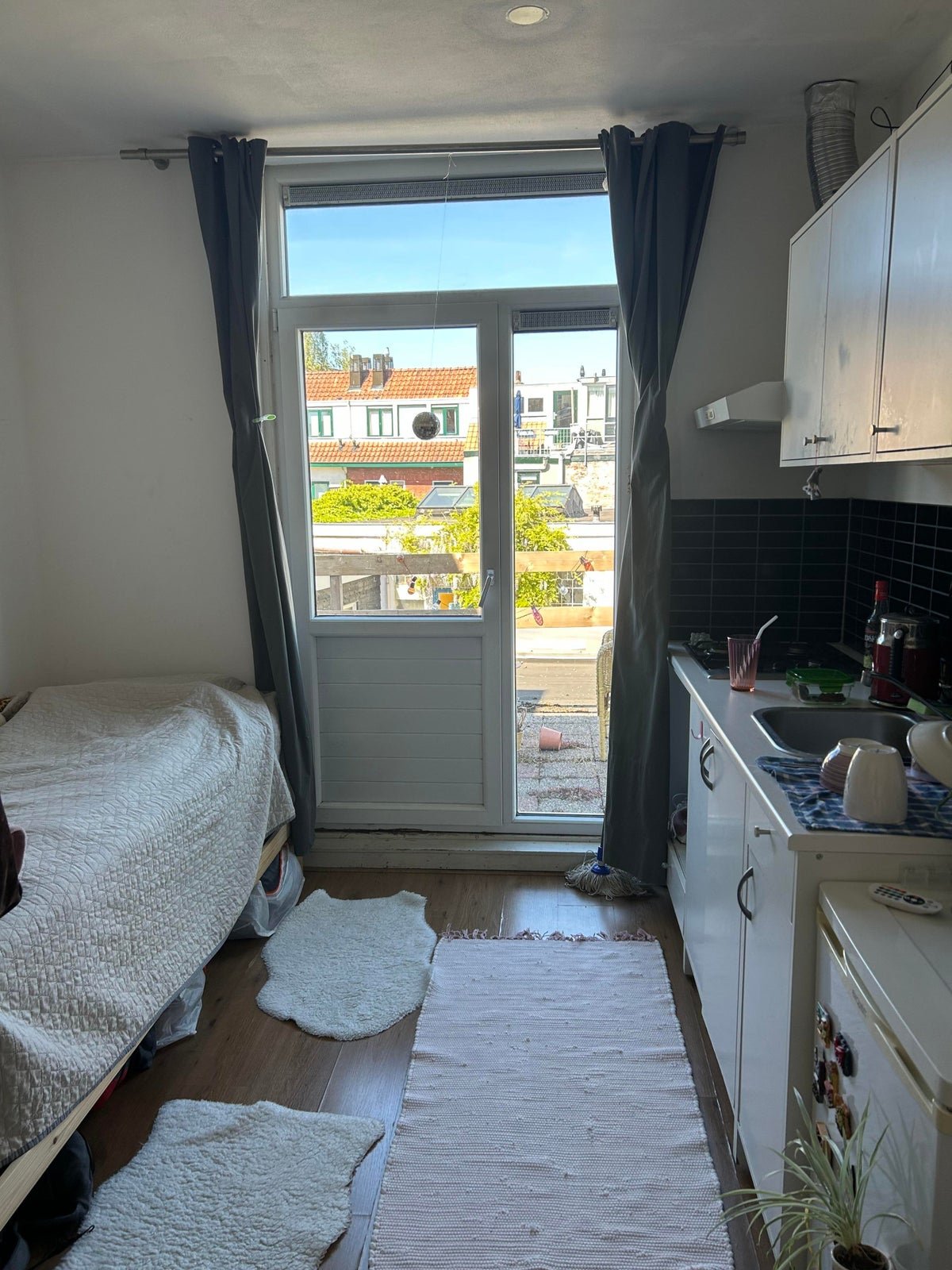 For rent: Room Morsweg in Leiden