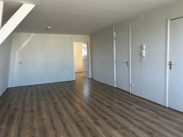 For rent: Flat Obrechtstraat in Den Haag