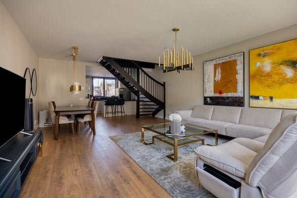 For rent: House Voormeerstraat 4 in Den Haag
