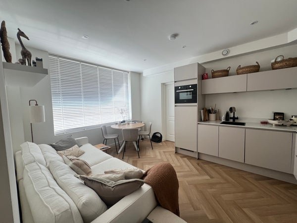 For rent: Flat Aalsmeerweg in Amsterdam