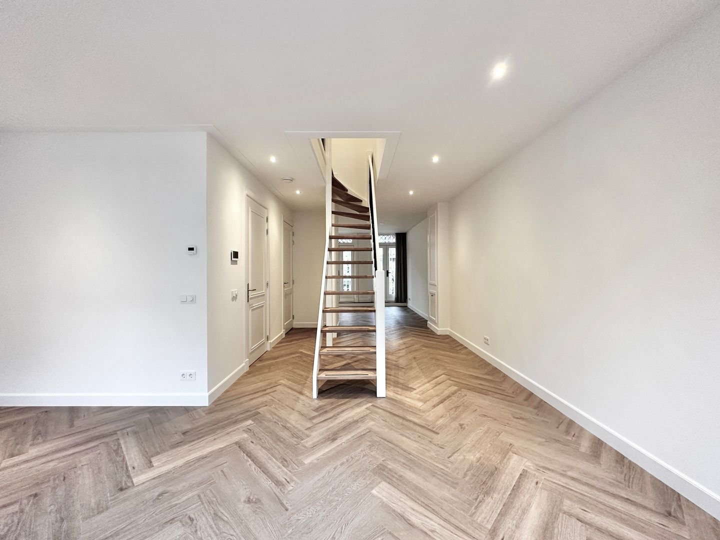 Eerste Helmersstraat 219-B