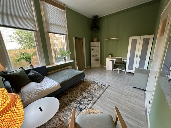 For rent: Studio Waterloostraat in Rotterdam