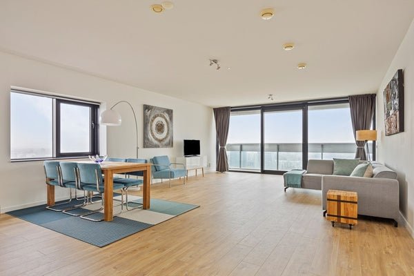For rent: Flat Anna van Buerenplein 212 in Den Haag