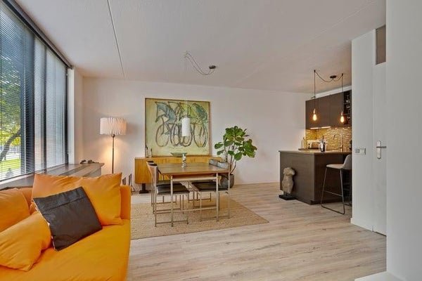 For rent: Flat Churchillplein in Rotterdam