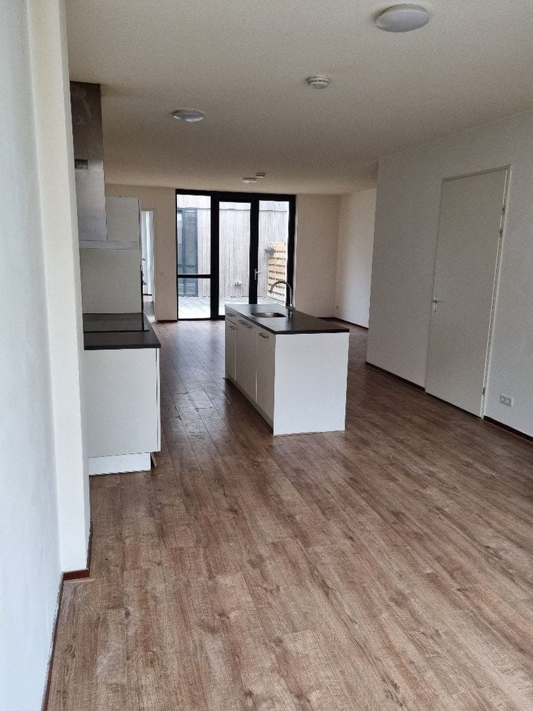 Kruisherenstraat 3-B