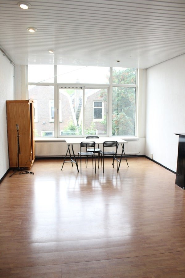 For rent: Flat Burgemeester Meineszlaan in Rotterdam