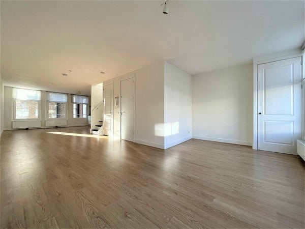 For rent: Flat Ferdinand Bolstraat in Amsterdam
