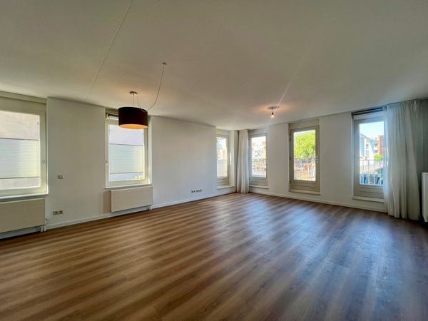 For rent: Flat V.O.C.-plein in Rotterdam