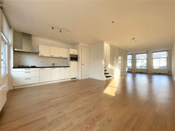 For rent: Flat Ferdinand Bolstraat in Amsterdam