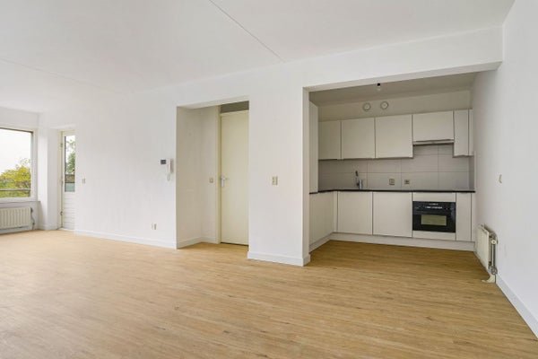 For rent: Flat Beemsterstraat 546 C 9 in Amsterdam