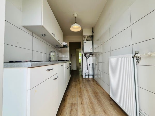 For rent: Flat Volendamlaan 96 in Den Haag
